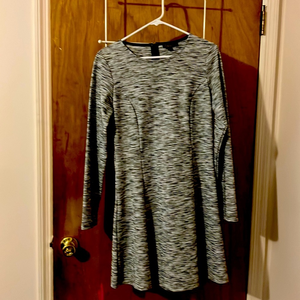 Dalia Jewel neck long sleeve dress, black and white.